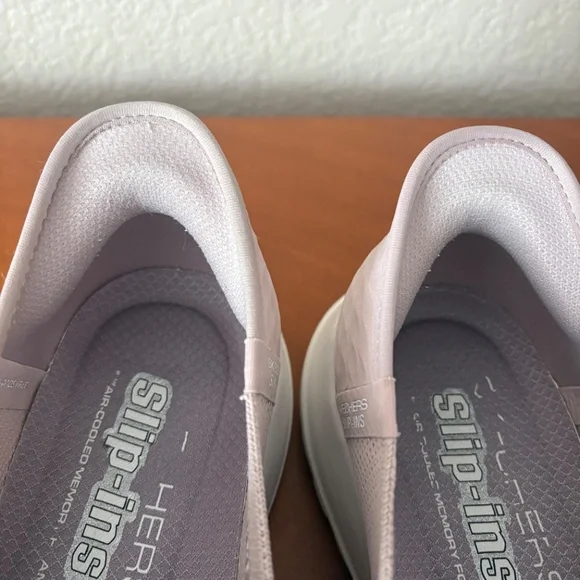 Womens Light Pink Skechers Slip-Ins, Stretch Fit 5 Gen, Size 9.5 - Picture 8 of 9